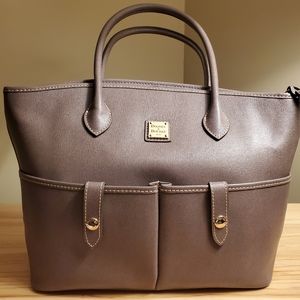 Dooney and Bourke shoulder bag